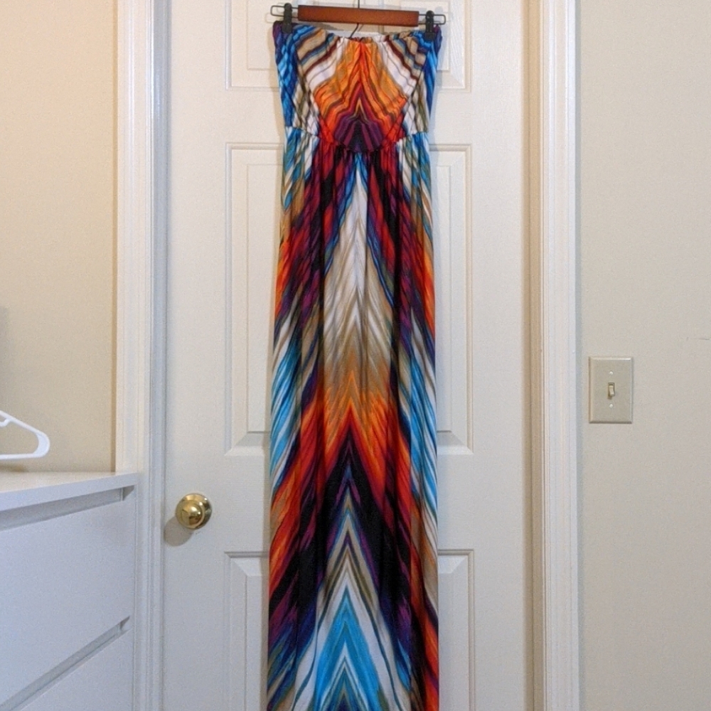 Body Central strapless maxi dress Small